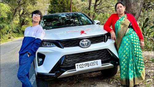 Sourav Joshi's Toyota Fortuner Legender